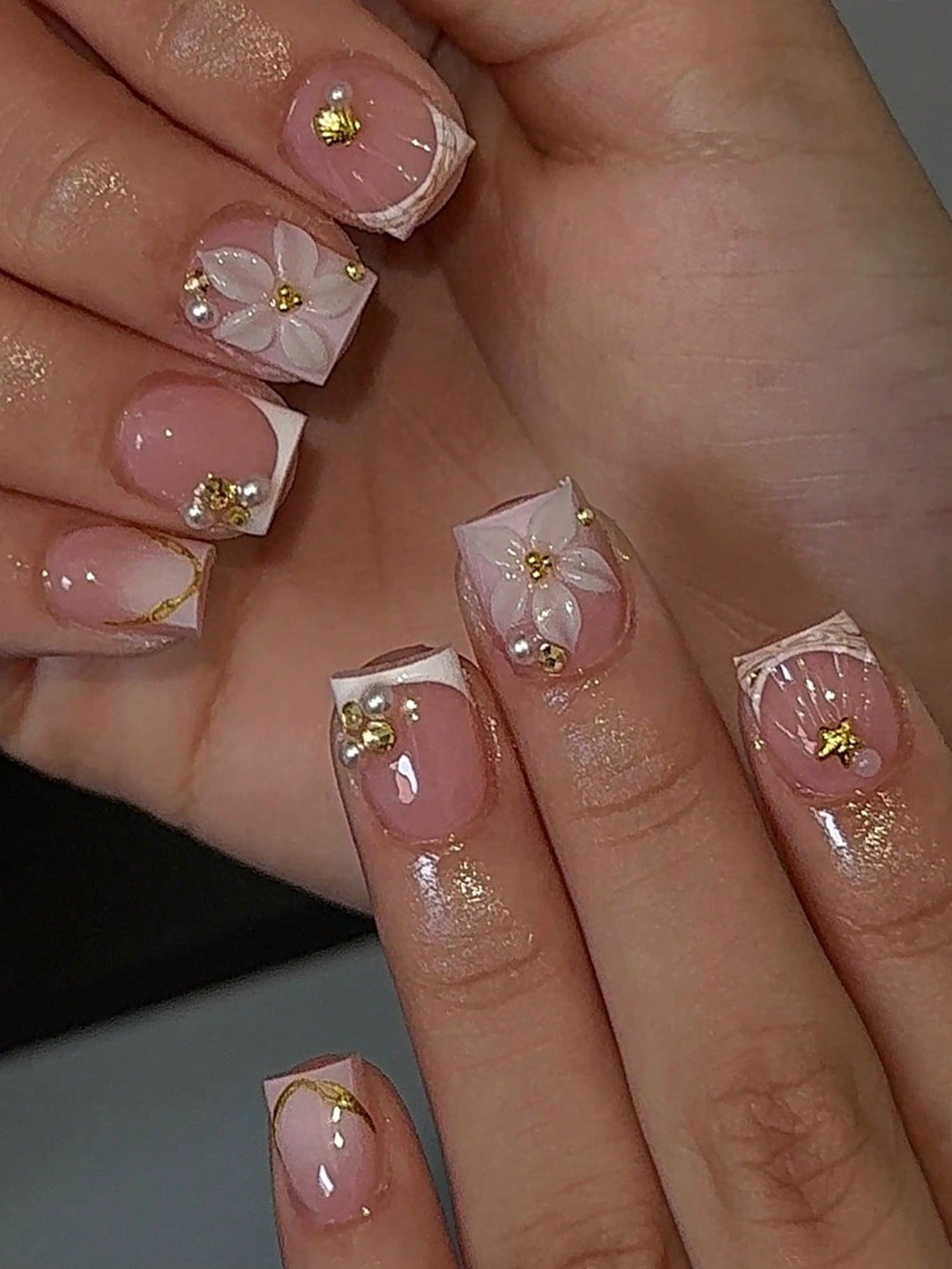 Nail Art Halal - 24 шт. коротких квадратных белых акриловых