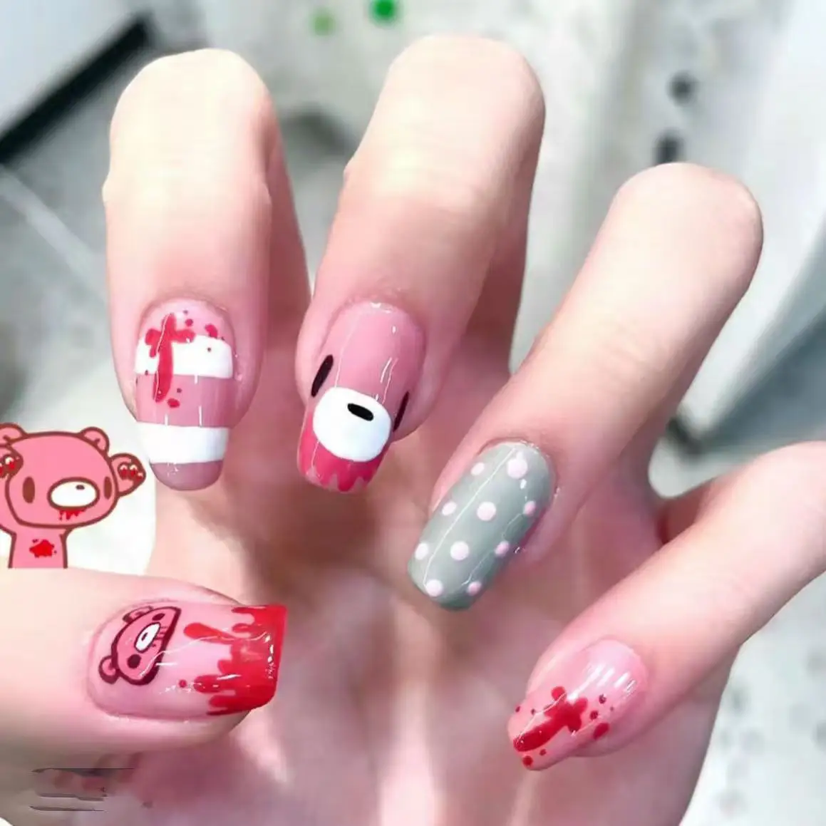 Милые розовые накладные ногти  – обзор и цена Nail Art Motif